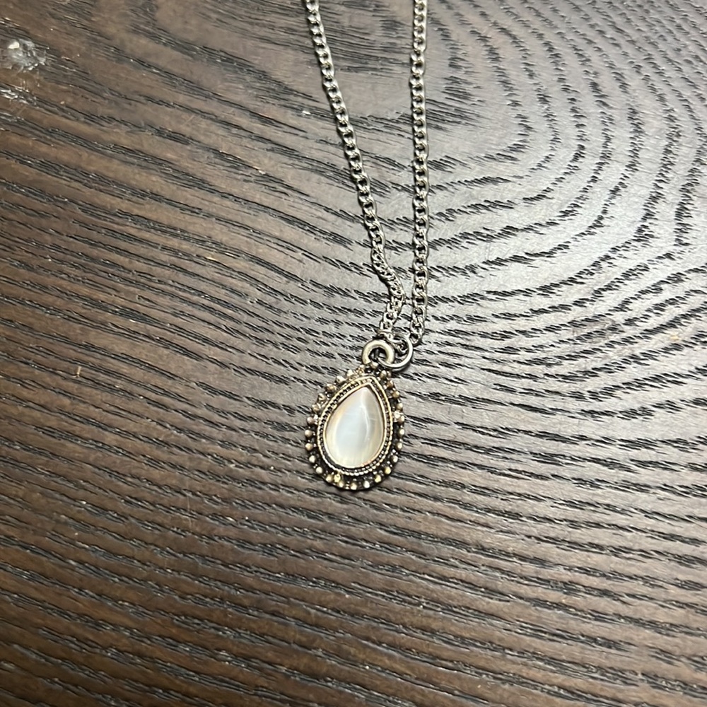 Necklace - Picture 2 of 2